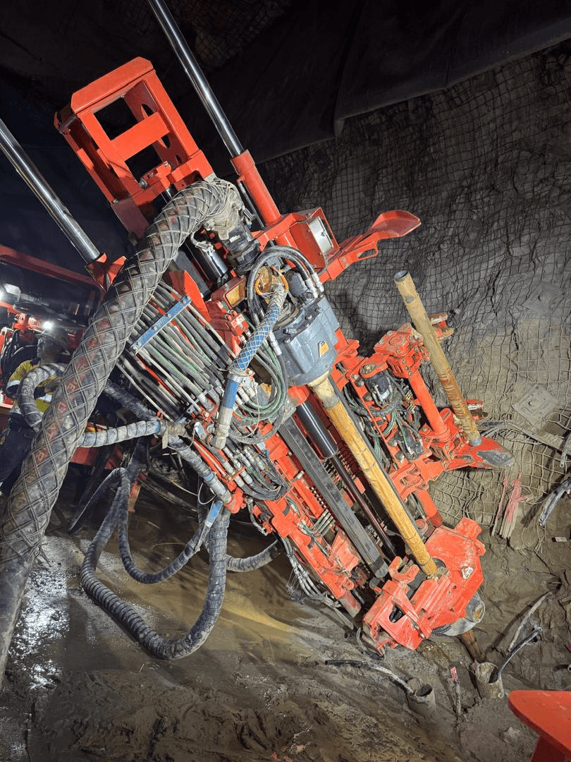 Sandvik DU431 underground ITH longhole drill rig